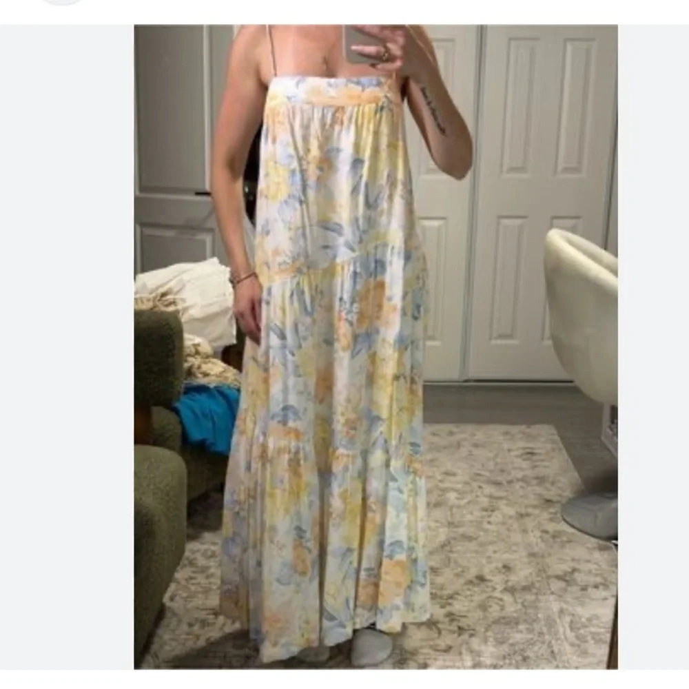 New w Tag: Abercrombie and Fitch Linen Blend Maxi Dress. Size Large